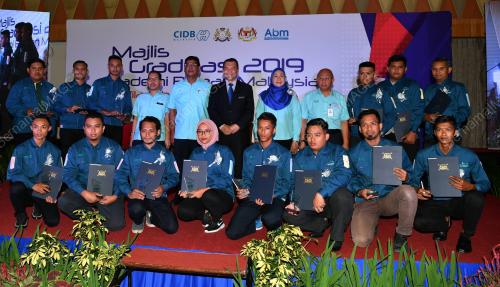 JB05_10092019_GRADUASI_CIDB_BN201908158044