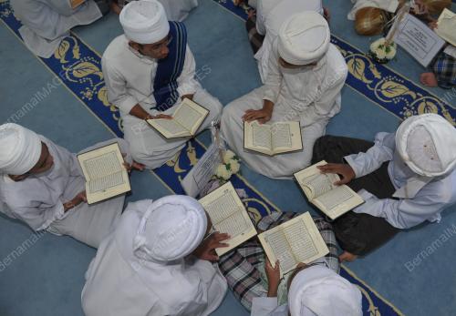 JB05_11072015_TPM-AL_QURAN