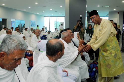 JB05_11082017_HAJI_BN201708102579