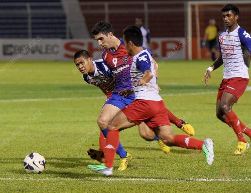 JB05_12042013_JOHOR_VS_KL_SPA