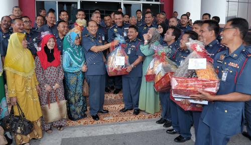JB05_12072015_BOMBA-KUIH_RAYA