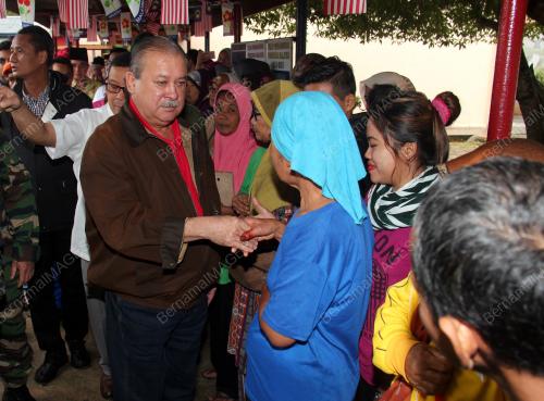 JB05_14012018_BANJIR_MERSING