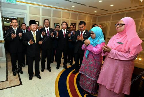 JB05_14052018_MB_JOHOR_MASUK_PEJABAT