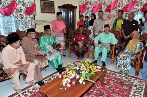 DATUK SERI NAJIB TUN ABDUL RAZAK