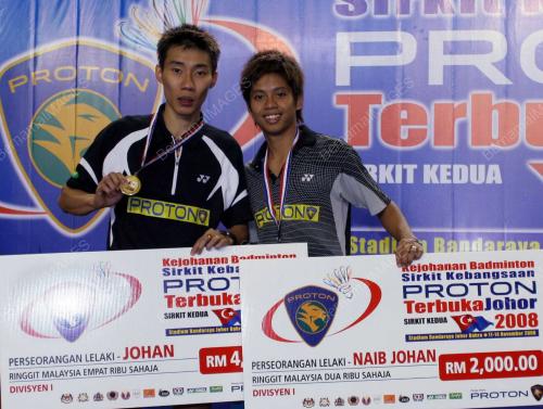 JOHAN PERSEORANGAN LELAKI