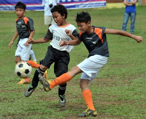 JB05_15072012_KOMUNITI_BOLA