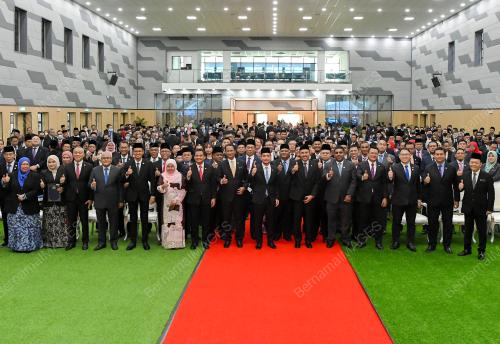 DATUK ONN HAFIZ GHAZI 