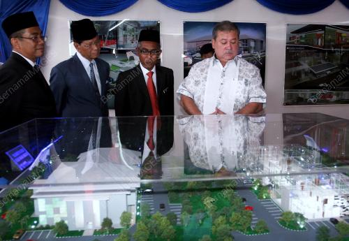 SULTAN JOHOR SULTAN IBRAHIM