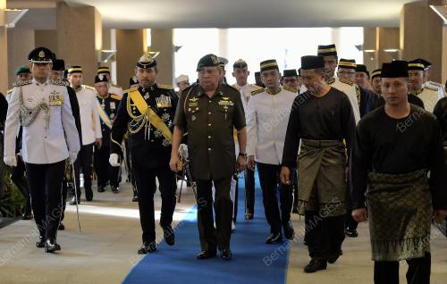 SULTAN IBRAHIM AL MARHUM SULTAN ISKANDAR