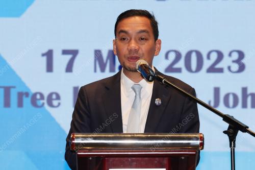 DATUK ONN HAFIZ GHAZI