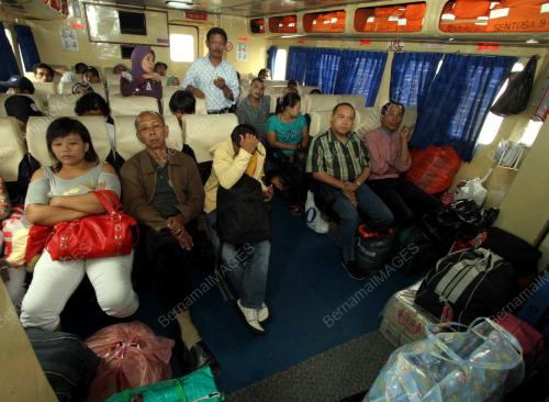 WARGA INDONESIA PULANG BERAYA