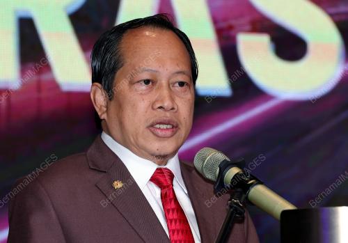 DATUK SERI AHMAD MASLAN