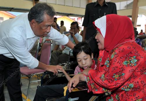 TAN SRI MUHYIDDIN YASSIN