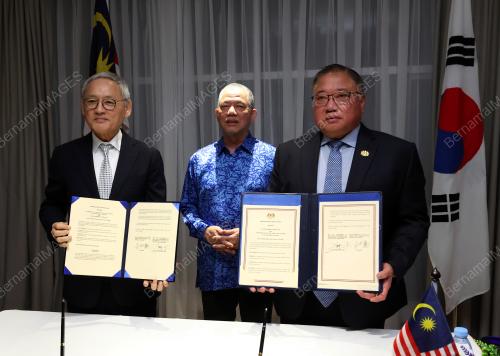 DATUK SERI FADILLAH YUSOF