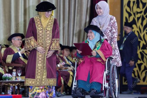 RAJA ZARITH SOFIAH SULTAN IDRIS SHAH  