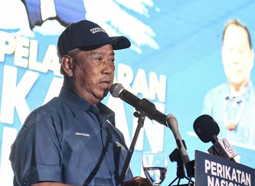 TAN SRI MUHYIDDIN YASSIN