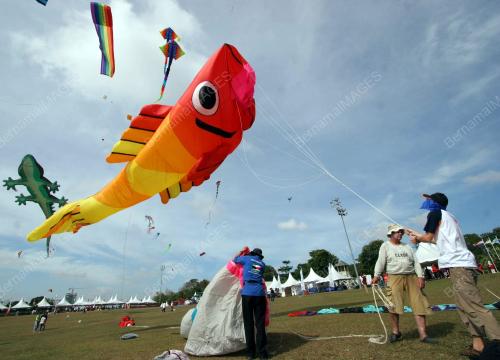 FESTIVAL LAYANG-LAYANG