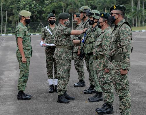 LT JENERAL DATUK MUHAMMAD HAFIZUDDEAIN JANTAN