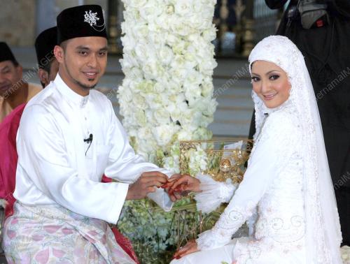 MAWI DAN EKIN