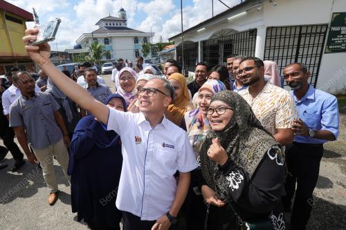 DATUK FAHMI FADZIL