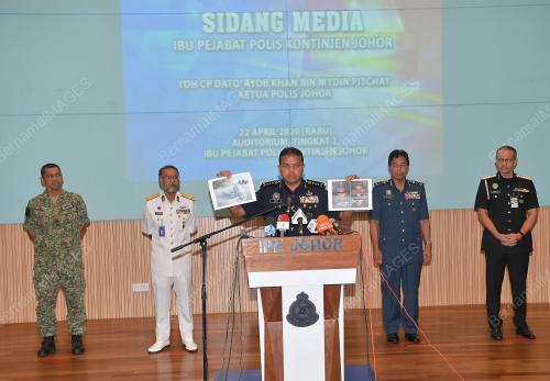 DATUK AYOB KHAN MYDIN PITCHY