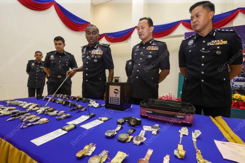 DATUK M KUMAR