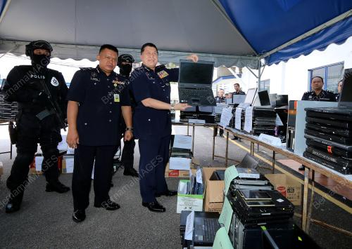 JB05_22122015_DATUK_WAN