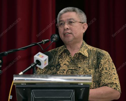 DATUK SERI DR ADHAM BABA