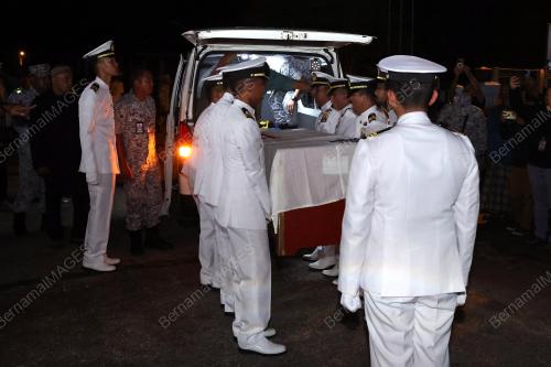 ALLAHYARHAM MUHAMAD AMIR MOHAMED