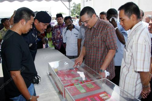 HISHAMUDDIN TUN HUSSEIN