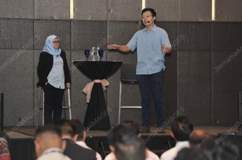 JB05_24082017_DIALOG_MITI_TN50