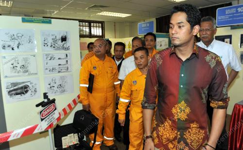 JB05_24102013_KHAIRY_HSE