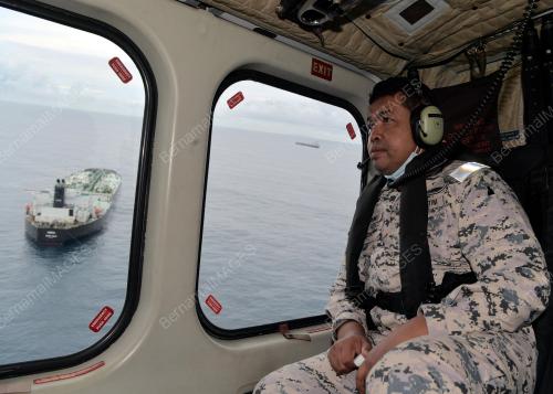 LAKSAMANA PERTAMA MARITIM NURUL HIZAM ZAKARIA