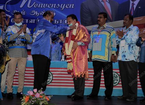 TAN SRI S.A VIGNESWARAN