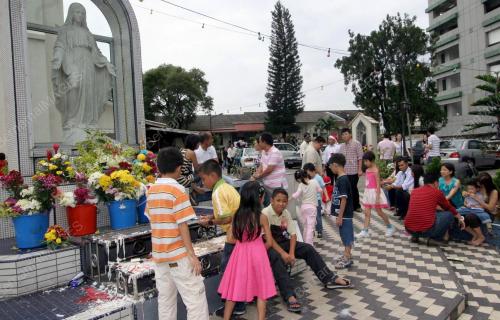 HARI NATAL