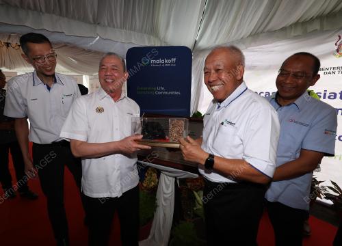 DATUK SERI FADILLAH YUSOF