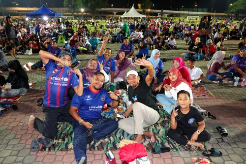 PENYOKONG JDT PIALA MALAYSIA