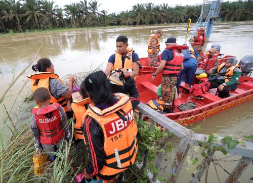 BOMBA DAN PENYELAMAT