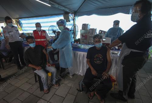 VAKSIN GELANDANGAN