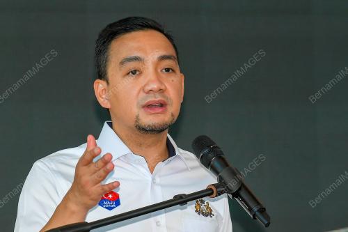 DATUK ONN HAFIZ GHAZI 