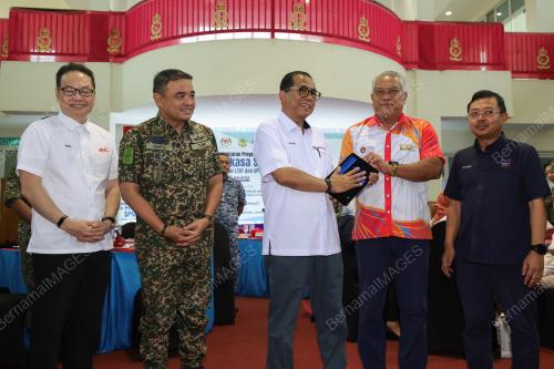 DATUK SERI MOHAMED KHALED NORDIN