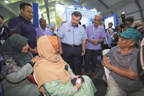 DATUK SERI AMIR HAMZAH AZIZAN