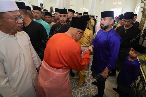 TUNKU MAHKOTA ISMAIL  