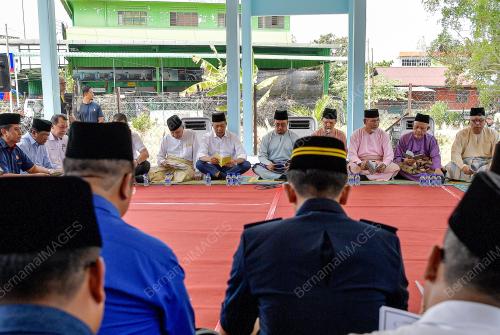 TAN SRI MUHYIDDIN YASSIN