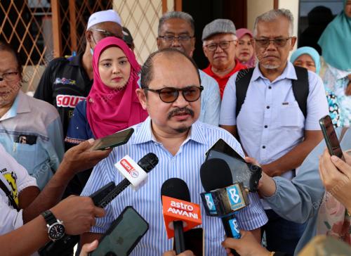 DATUK SERI SHAMSUL ISKANDAR MOHD AKIN