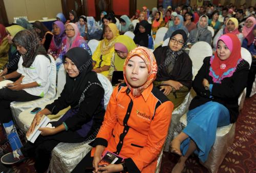 JB06_03092013_USAHAWAN