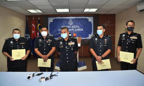 DATUK AYOB KHAN MYDIN PITCHAY