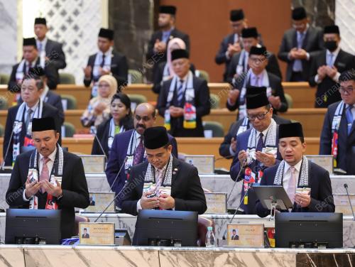 DATUK ONN HAFIZ GHAZI