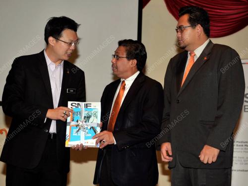 JB06_04062015_SME_BANK