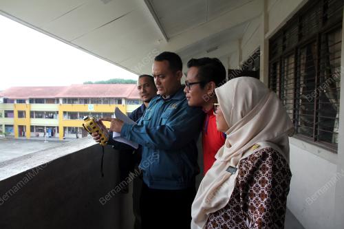 JB06_04072019_ALAT_BACAAN_GAS
